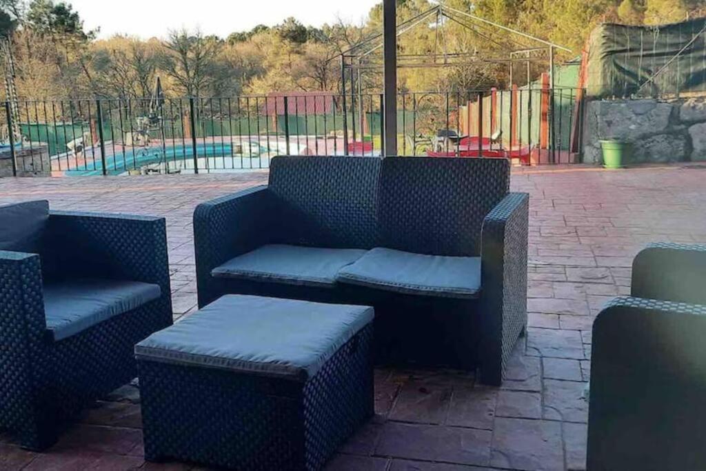 Alojamiento Entero Con Piscina Y Jardin. 오렌세 외부 사진