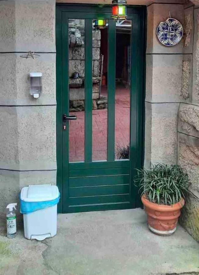 Alojamiento Entero Con Piscina Y Jardin. 오렌세 외부 사진