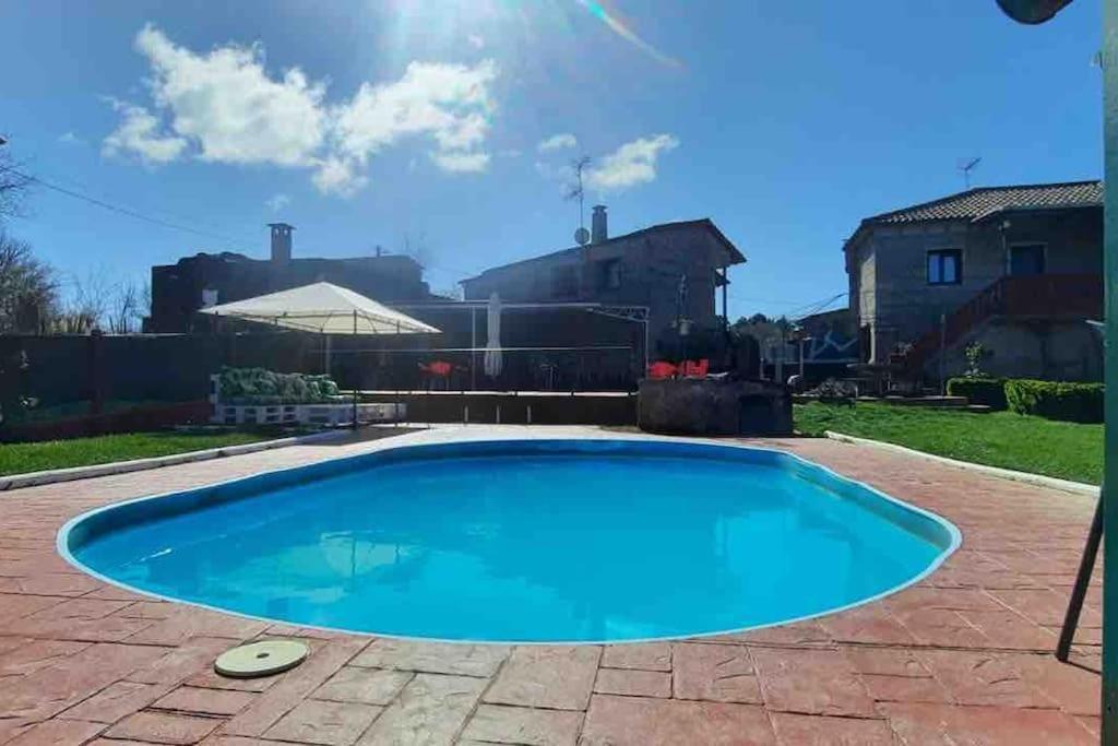 Alojamiento Entero Con Piscina Y Jardin. 오렌세 외부 사진