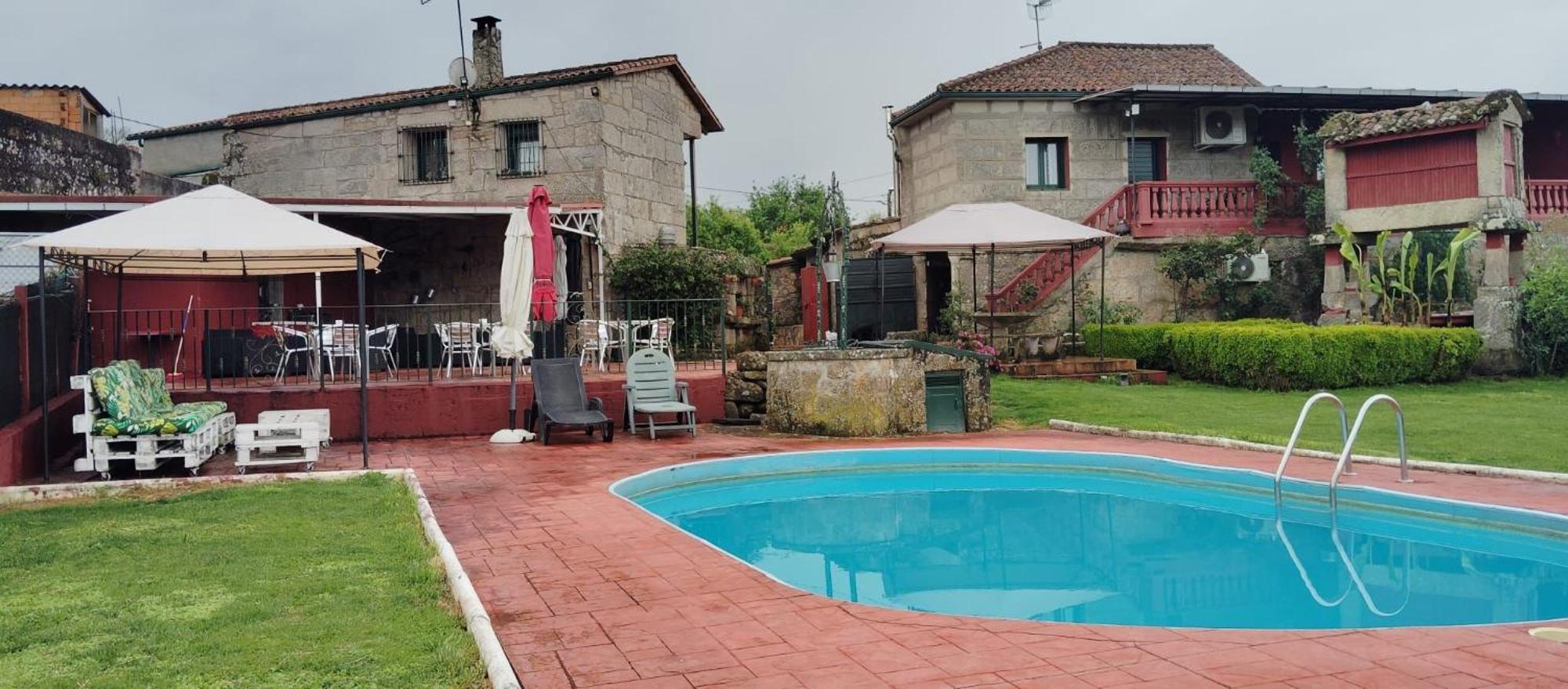 Alojamiento Entero Con Piscina Y Jardin. 오렌세 외부 사진