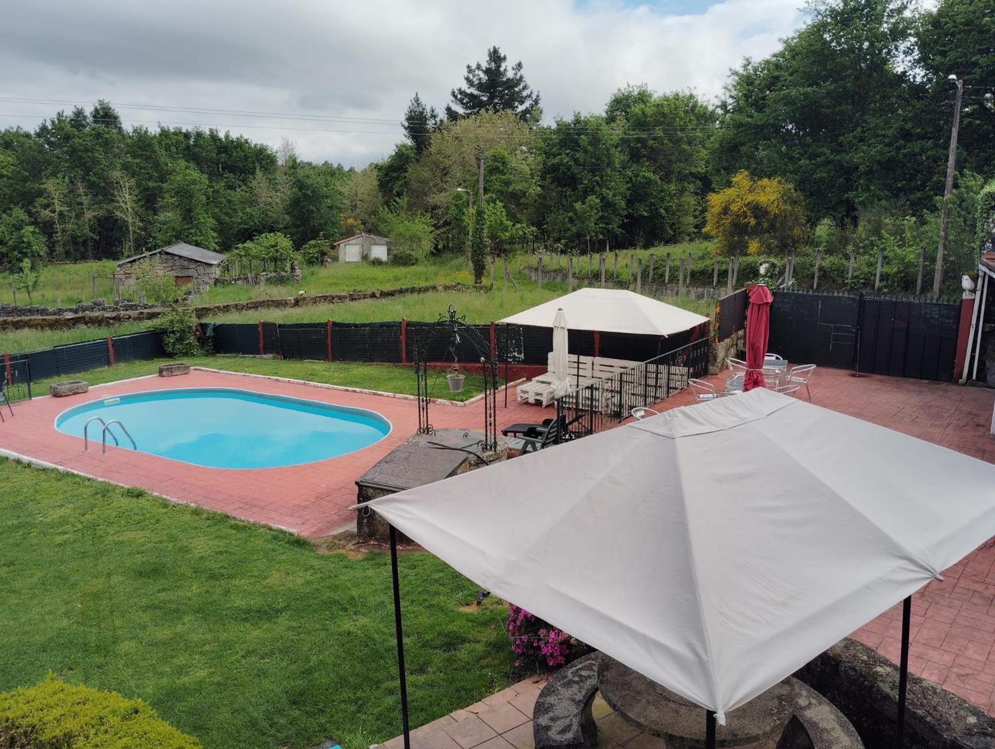 Alojamiento Entero Con Piscina Y Jardin. 오렌세 외부 사진